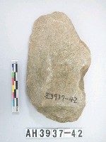 藏品(中型打製石斧)的圖片